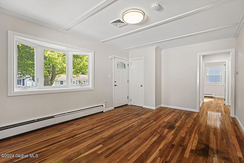4th image of 22 Vics Court