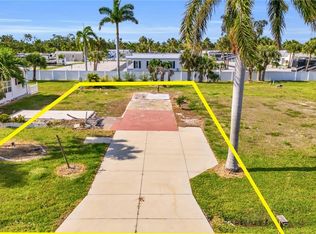 148 Raintree Ln, Fort Myers, FL 33908