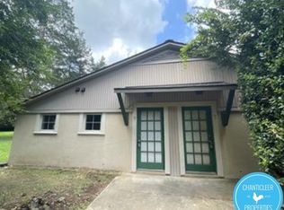 8 Shepherd Ln, Chapel Hill, NC 27514