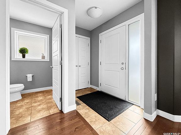 2nd image of 1419 Hunter ROAD