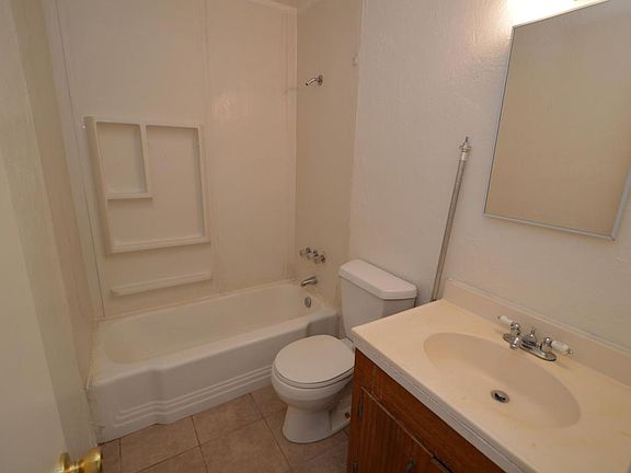 5th image of 4333 E Bellevue St Unit 3