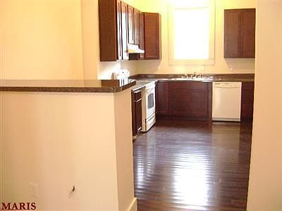 Brand new spacious kitchen!