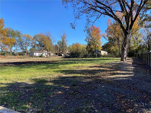 5th image of 5208 Grand Juniper Rd