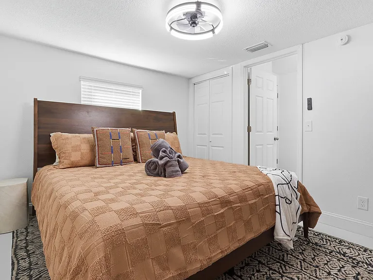 118 W Sligh Ave — Photo 12
