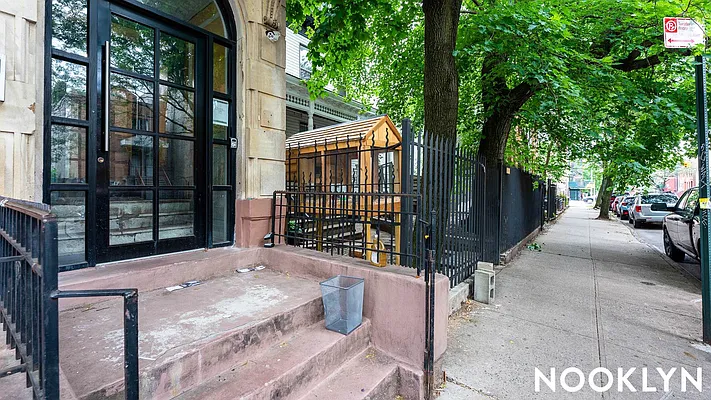 Rented by Nooklyn NYC LLC | media 13