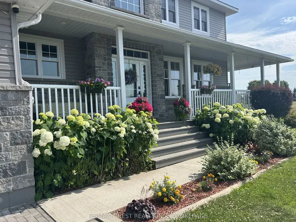 29 Cummings Rd, Elizabethtown Kitley, ON K6T 1B4