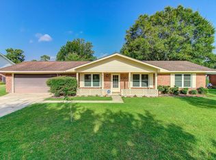 904 W Birch Dr, Gulfport, MS 39503