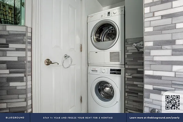 Rented by The Blueground | media 12