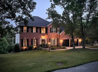 3620 Leighwood Dr, Ashland, KY 41102