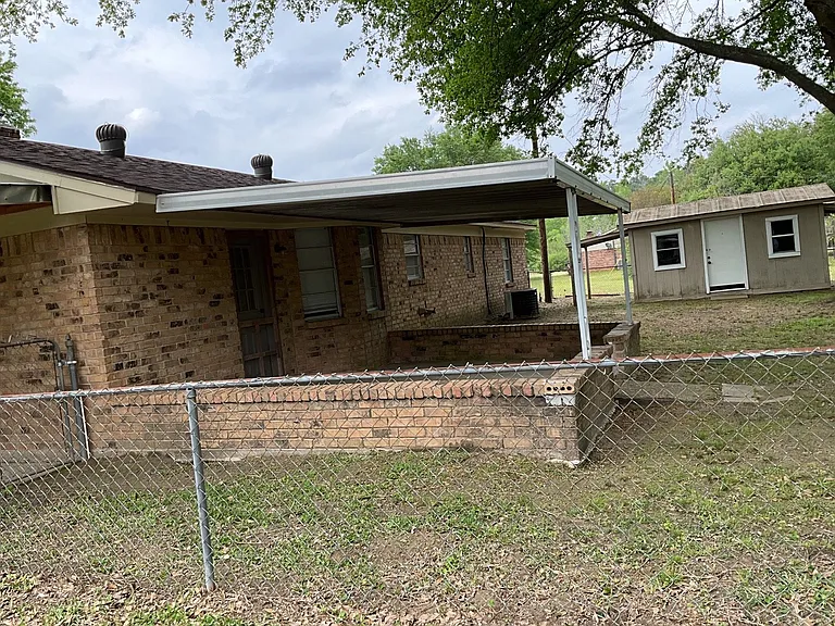 2 Ouida Cir — Photo 8