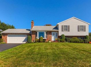 321 W Forrest Ave, Shrewsbury, PA 17361