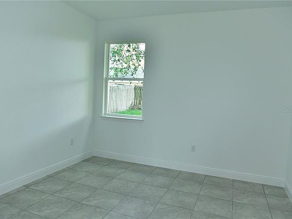 4th image of 566 Kingfisher Drive