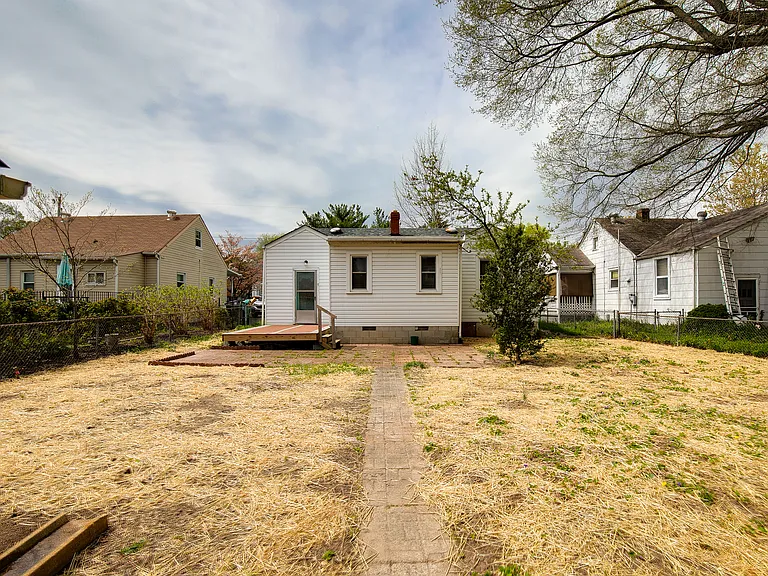 5309 Gillespie Ave — Photo 19