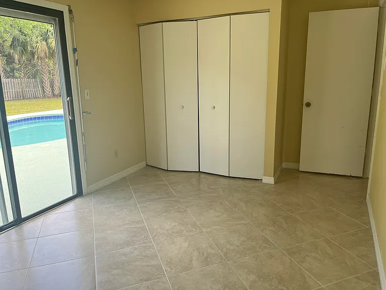 1401 SE Belcrest St — Photo 12