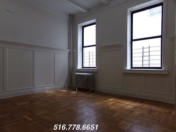 3rd image of 30 Linden Blvd APT 1