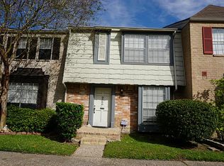 8566 Ariel St, Houston, TX 77074