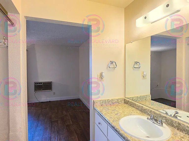 2450 Lymbery St #129 — Photo 10