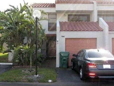 6577 Racquet Club Dr #131, Lauderhill, FL, 33319