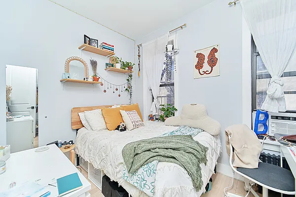 Rented by Living New York | media 10