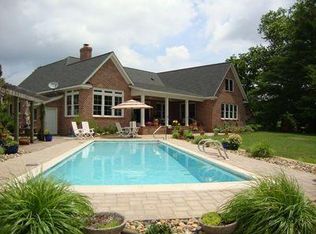 480 Johnson Point Rd, Halliford, VA 23068