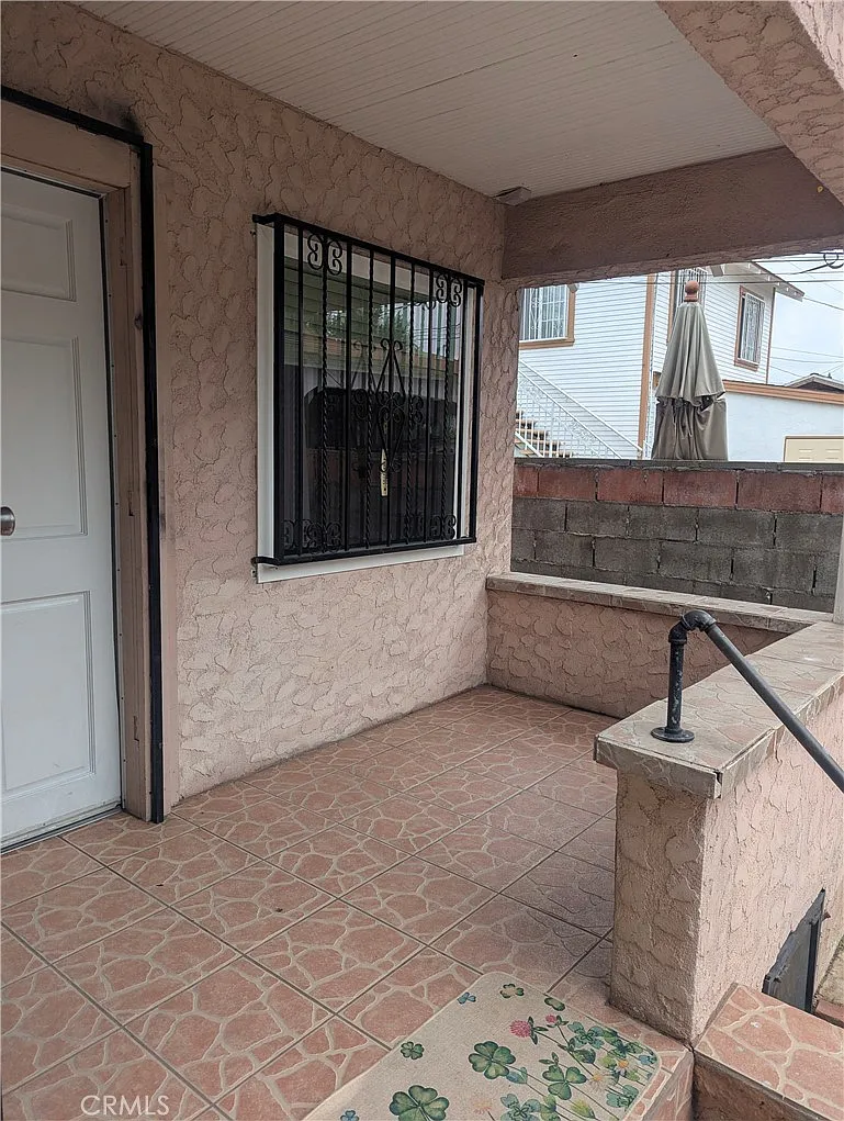 1 bed, 660 sqft, $2,300 — Photo 2