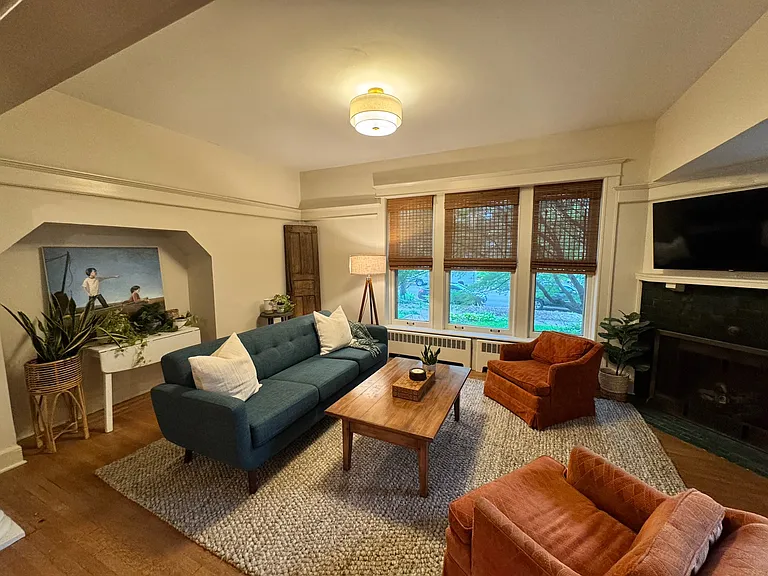 6110 Waterman Blvd — Photo 6