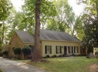 3719 Plumgrove Ct, Charlotte, NC 28210