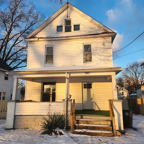 1380 Moore St Photo 1