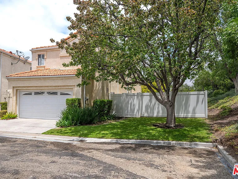 18639 Nathan Hill Dr #9 — Photo 53