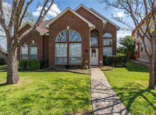 1744 Blackstone Dr, Carrollton, TX 75007