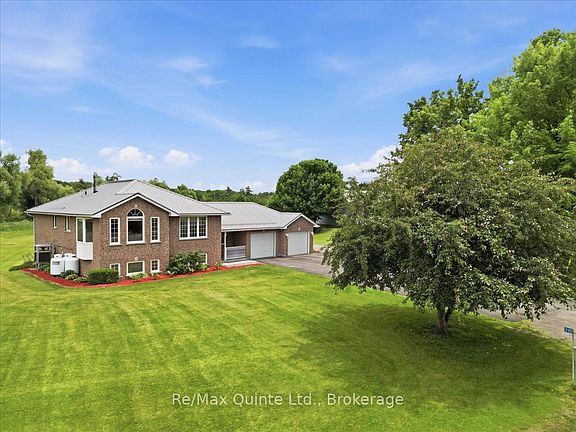 2nd image of 219 Helyer Rd