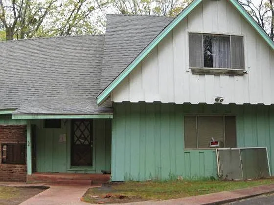 9697 Cohasset Rd photo 1