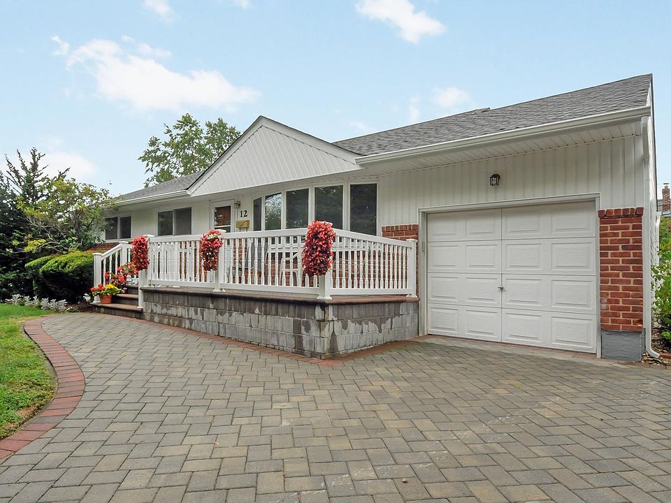 1st image of 12 Lark Ct