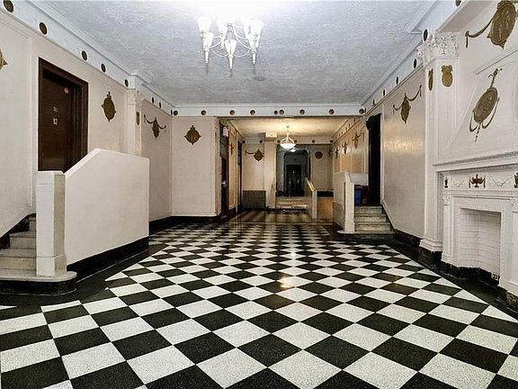2nd image of 575 Ocean Ave APT 4K