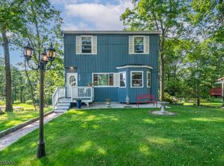 124 Vermont Trl, Hopatcong, NJ 07843