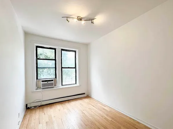1143 Nostrand Ave #2R, Brooklyn, NY 11225