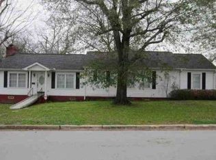 1017 Collins St, Henderson, TX 75654