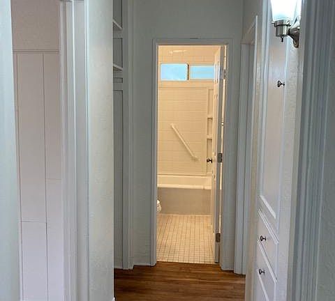 5th image of 5059 Thorne Dr