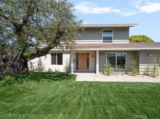 2880 Club House Rd, Costa Mesa, CA 92626