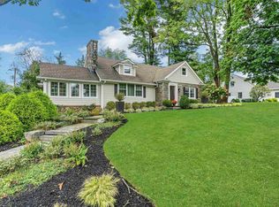 3 Turtle Rd, Morristown, NJ 07960