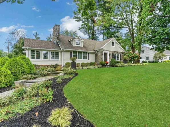 3 Turtle Rd, Morristown, NJ 07960