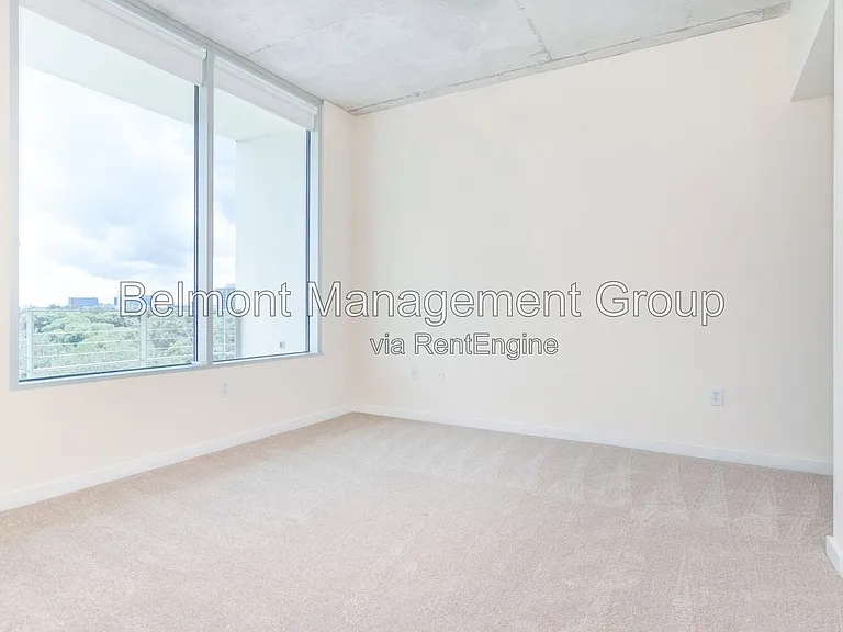 525 E Jackson St #704 — Photo 17
