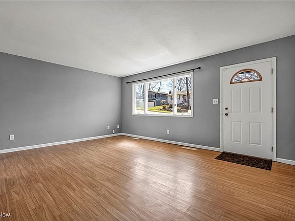 5th image of 2507 Nedra Ave