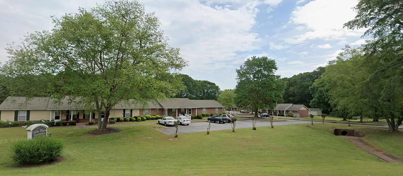 Cobb Place — Photo 1