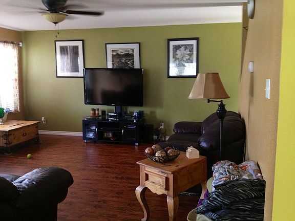 3rd image of 9719 Woodland Pnes