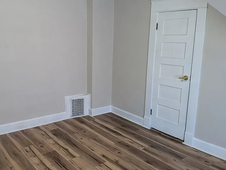609 Jefferson St — Photo 21