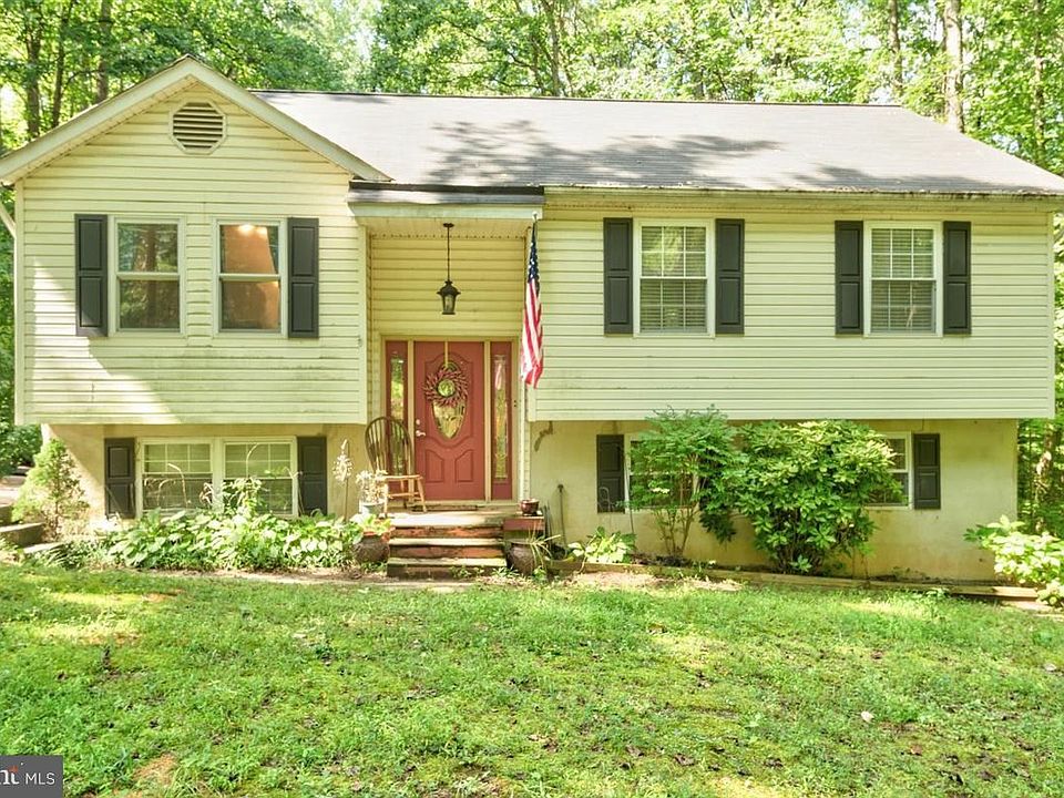 1st image of 12401 Sickles Ln
