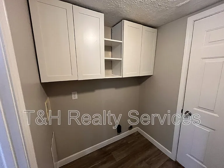 6803 Smithfield Blvd — Photo 21