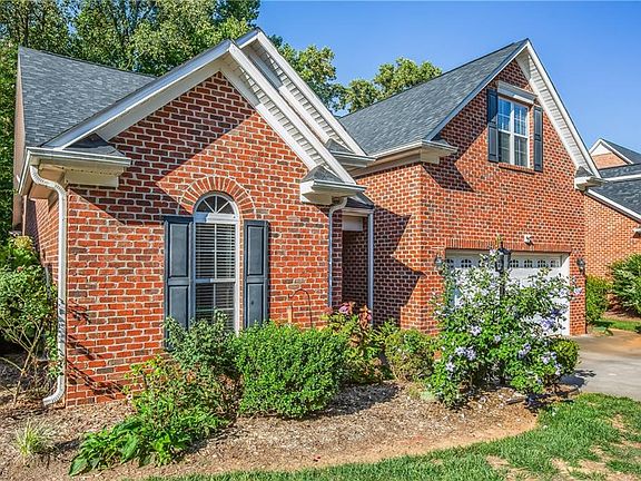 2nd image of 940 Crafton Creek Dr