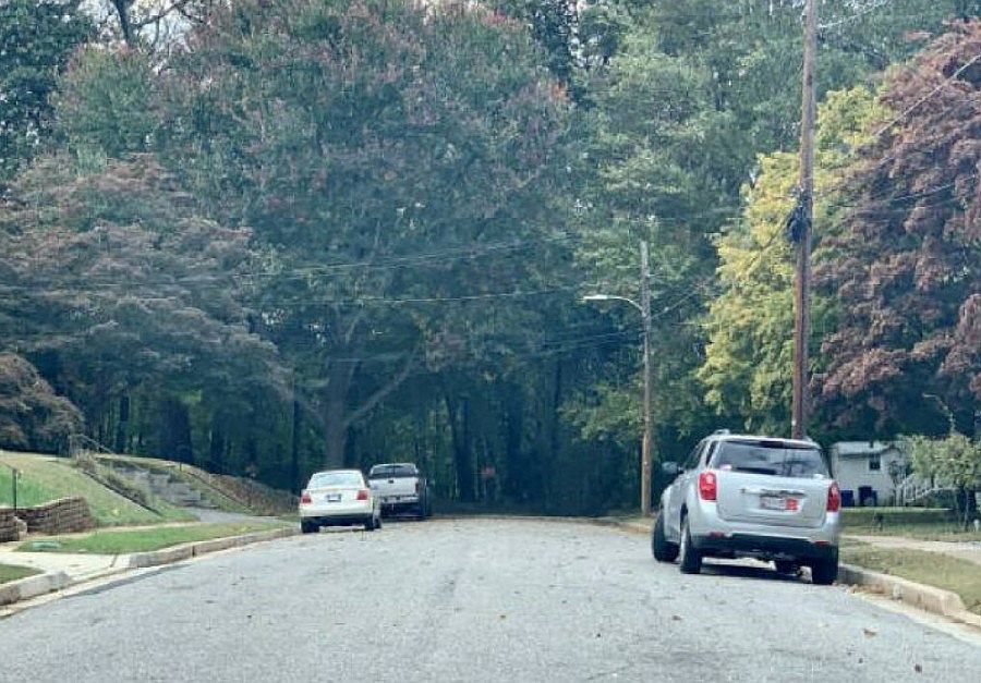 2nd image of 206 Murgate Ln